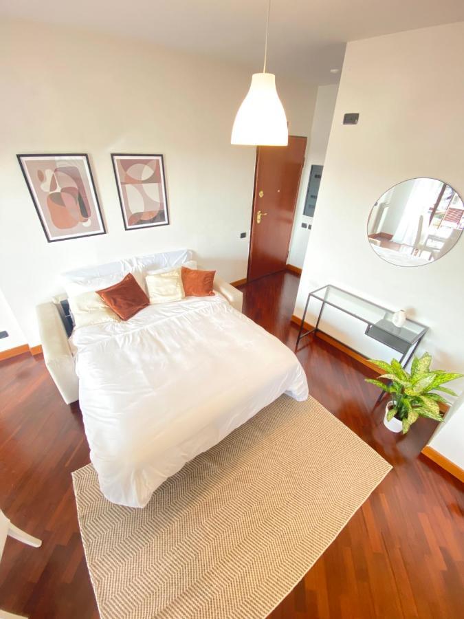 Casa Relax Con Terrazza Panoramica Lejlighed Fiumicino Eksteriør billede