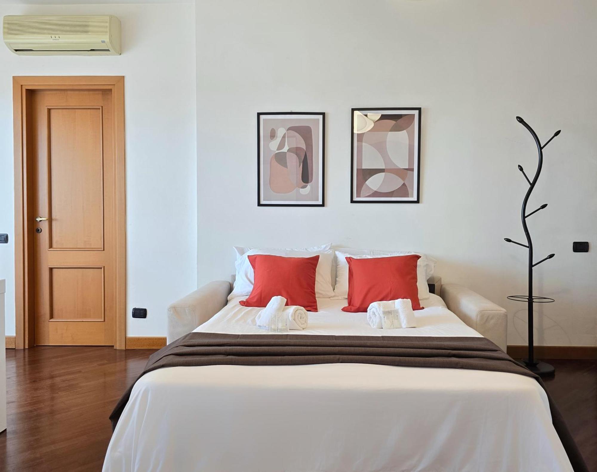 Casa Relax Con Terrazza Panoramica Lejlighed Fiumicino Eksteriør billede